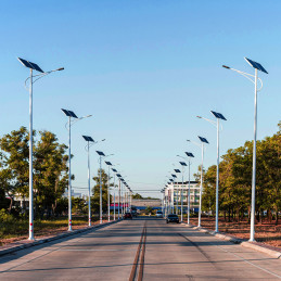 LAMPA STRADALA CU LED ST02, SOLAR+SENZOR+TELECOMND, DIM P:300W, C:150W, 6500K IP65